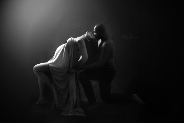 Fotografia artística de gravidez no Porto